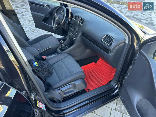 Фольксваген Гольф 2010 в Хмельницком на Automoto.ua Черный Фольксваген Гольф, объемом двигателя 1.97 л и пробегом 230 тыс. км за 7700 $, фото 23 на Automoto.ua