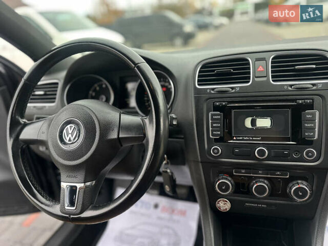 Чорний Фольксваген Гольф, об'ємом двигуна 1.39 л та пробігом 210 тис. км за 7900 $, фото 20 на Automoto.ua