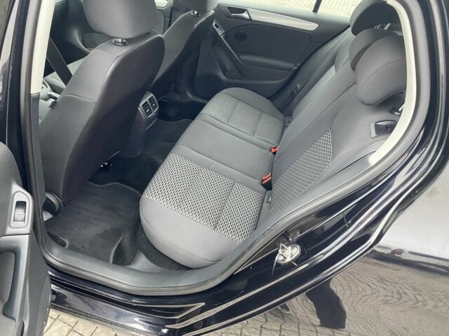 Черный Фольксваген Гольф, объемом двигателя 1.4 л и пробегом 237 тыс. км за 7300 $, фото 1 на Automoto.ua