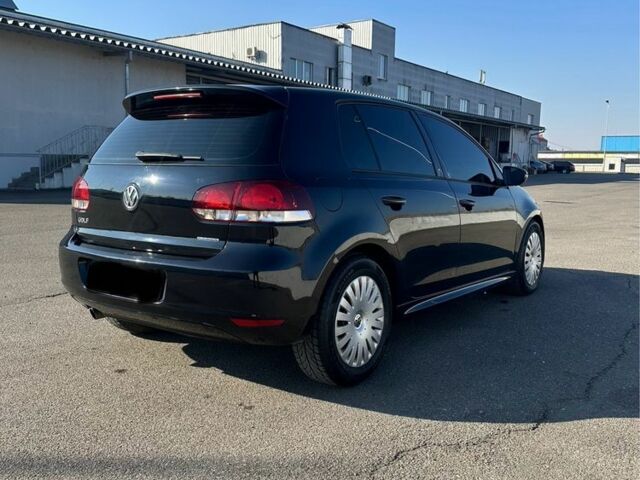 Черный Фольксваген Гольф, объемом двигателя 1.6 л и пробегом 271 тыс. км за 7700 $, фото 3 на Automoto.ua