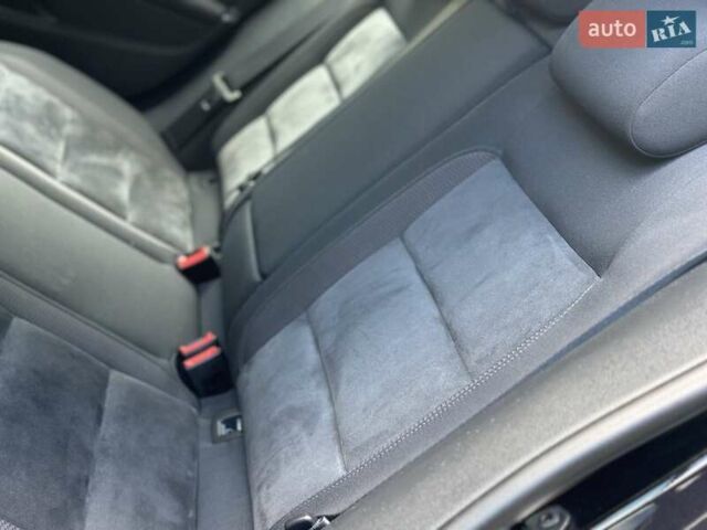 Чорний Фольксваген Гольф, об'ємом двигуна 1.39 л та пробігом 199 тис. км за 8750 $, фото 30 на Automoto.ua