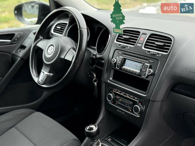 Чорний Фольксваген Гольф, об'ємом двигуна 1.4 л та пробігом 215 тис. км за 6850 $, фото 55 на Automoto.ua