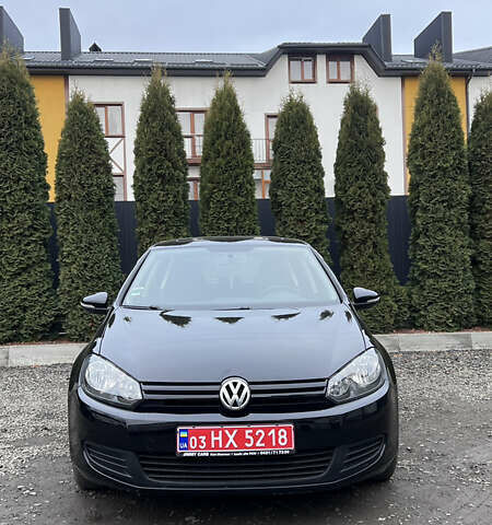 Черный Фольксваген Гольф, объемом двигателя 1.39 л и пробегом 242 тыс. км за 7999 $, фото 2 на Automoto.ua