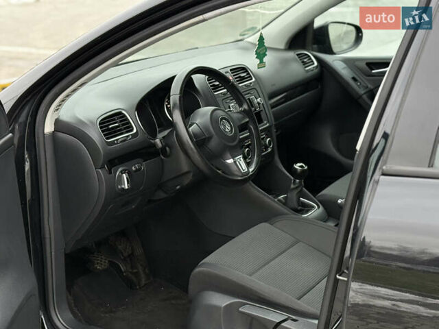 Чорний Фольксваген Гольф, об'ємом двигуна 1.4 л та пробігом 215 тис. км за 6850 $, фото 36 на Automoto.ua