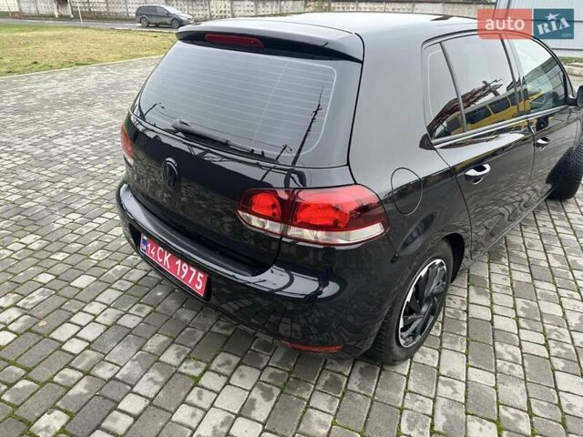 Черный Фольксваген Гольф, объемом двигателя 1.39 л и пробегом 187 тыс. км за 8199 $, фото 6 на Automoto.ua