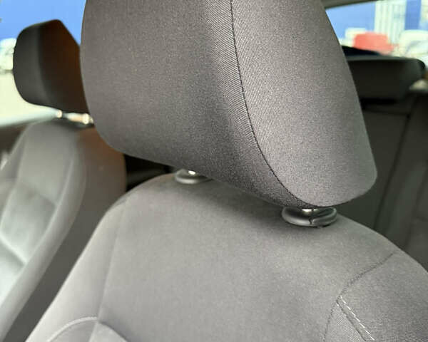 Черный Фольксваген Гольф, объемом двигателя 1.4 л и пробегом 175 тыс. км за 8700 $, фото 15 на Automoto.ua