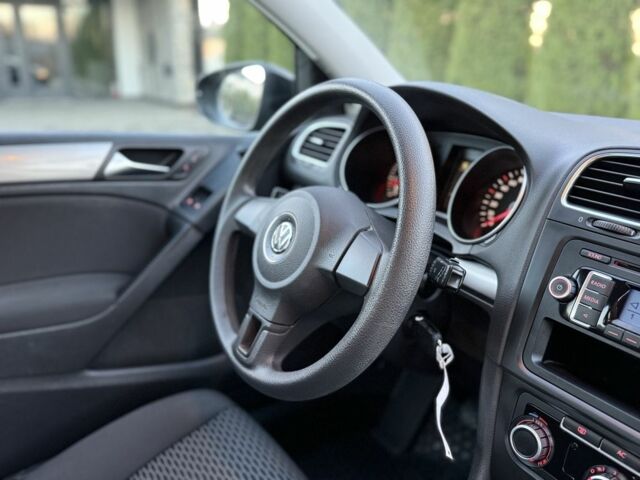 Чорний Фольксваген Гольф, об'ємом двигуна 1.4 л та пробігом 195 тис. км за 7300 $, фото 15 на Automoto.ua