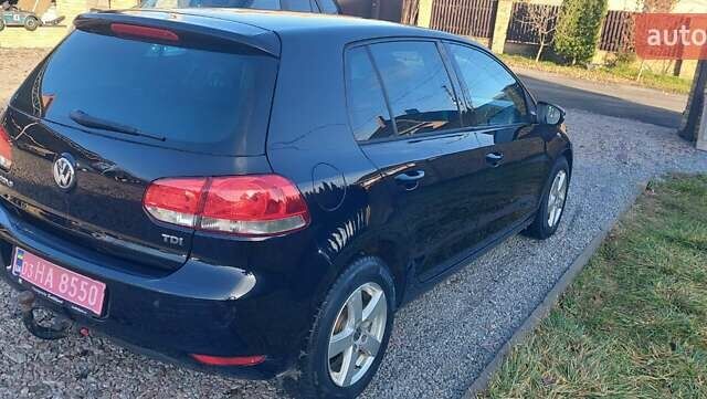 Черный Фольксваген Гольф, объемом двигателя 1.6 л и пробегом 191 тыс. км за 7650 $, фото 8 на Automoto.ua