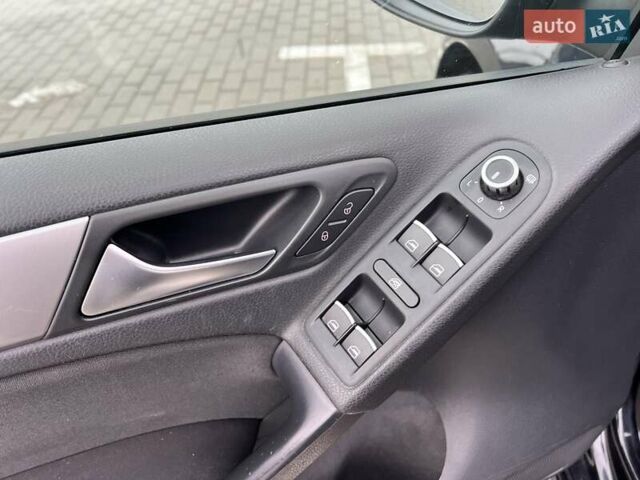 Чорний Фольксваген Гольф, об'ємом двигуна 1.6 л та пробігом 138 тис. км за 7999 $, фото 47 на Automoto.ua