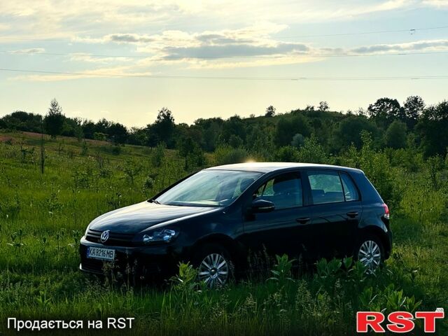 Черный Фольксваген Гольф, объемом двигателя 1.4 л и пробегом 210 тыс. км за 7500 $, фото 6 на Automoto.ua