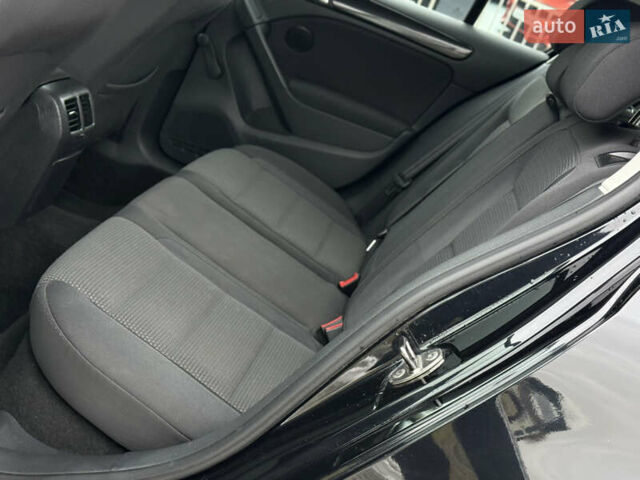 Чорний Фольксваген Гольф, об'ємом двигуна 1.4 л та пробігом 215 тис. км за 6850 $, фото 44 на Automoto.ua