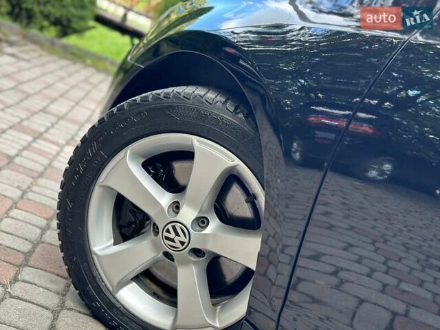 Чорний Фольксваген Гольф, об'ємом двигуна 1.39 л та пробігом 199 тис. км за 8750 $, фото 6 на Automoto.ua