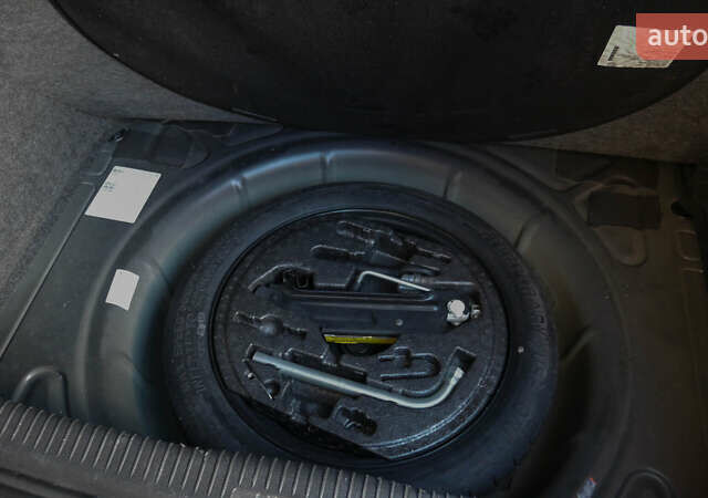 Черный Фольксваген Гольф, объемом двигателя 1.59 л и пробегом 227 тыс. км за 8600 $, фото 10 на Automoto.ua