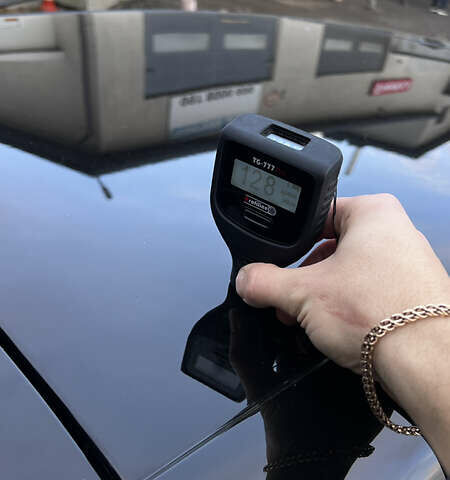 Черный Фольксваген Гольф, объемом двигателя 1.39 л и пробегом 242 тыс. км за 7999 $, фото 70 на Automoto.ua