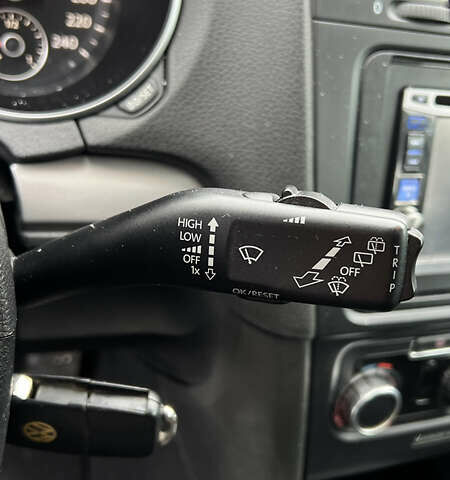 Черный Фольксваген Гольф, объемом двигателя 1.39 л и пробегом 242 тыс. км за 6999 $, фото 30 на Automoto.ua