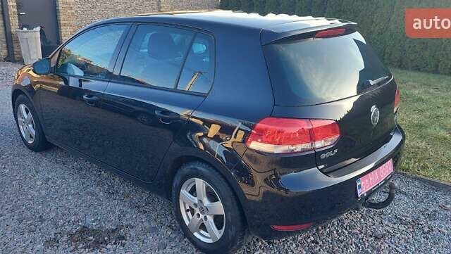 Черный Фольксваген Гольф, объемом двигателя 1.6 л и пробегом 191 тыс. км за 7650 $, фото 5 на Automoto.ua