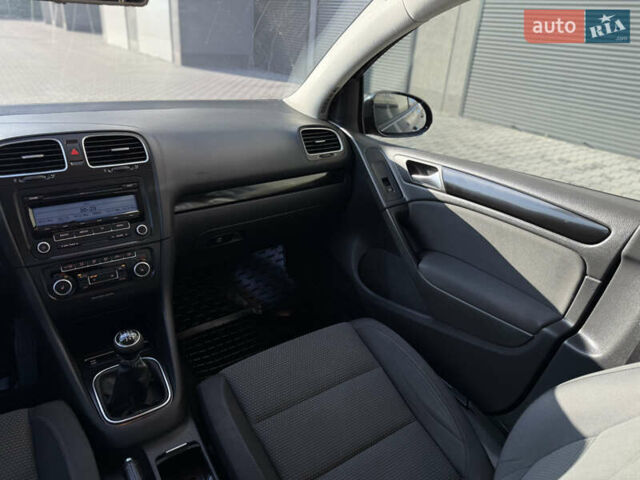 Черный Фольксваген Гольф, объемом двигателя 1.97 л и пробегом 231 тыс. км за 7999 $, фото 25 на Automoto.ua