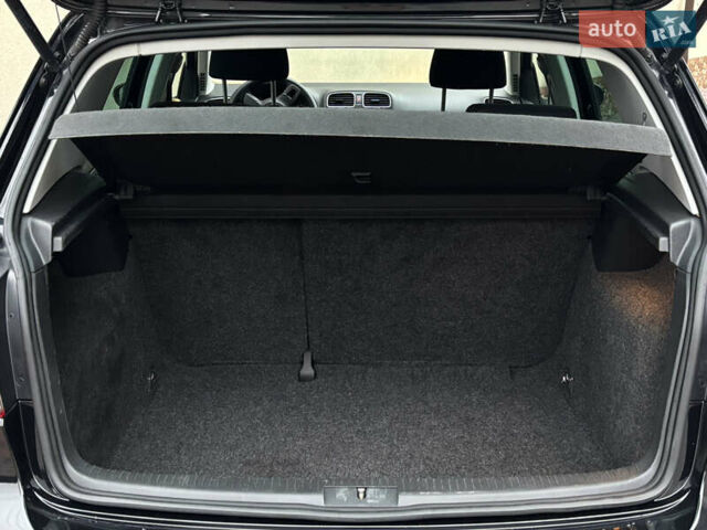 Черный Фольксваген Гольф, объемом двигателя 1.6 л и пробегом 138 тыс. км за 7950 $, фото 29 на Automoto.ua