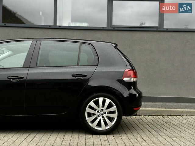 Черный Фольксваген Гольф, объемом двигателя 1.4 л и пробегом 197 тыс. км за 7999 $, фото 27 на Automoto.ua