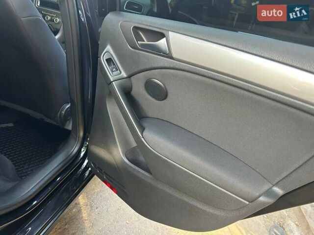 Черный Фольксваген Гольф, объемом двигателя 1.4 л и пробегом 169 тыс. км за 7700 $, фото 13 на Automoto.ua