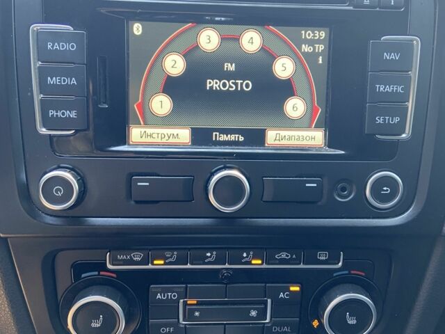 Чорний Фольксваген Гольф, об'ємом двигуна 1.6 л та пробігом 200 тис. км за 8500 $, фото 4 на Automoto.ua