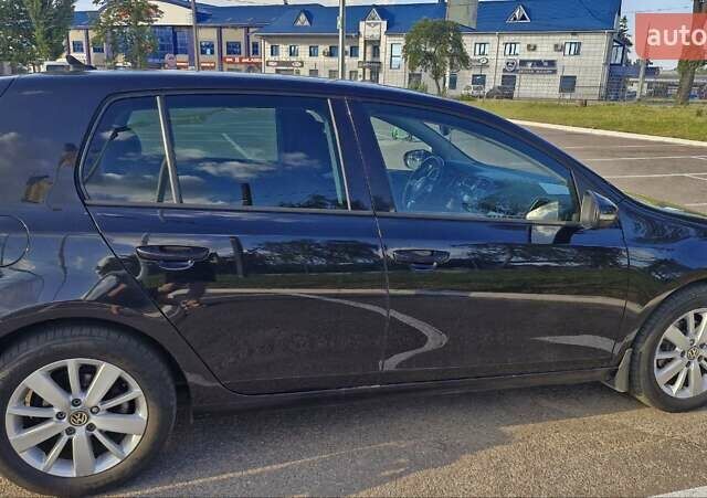 Чорний Фольксваген Гольф, об'ємом двигуна 2 л та пробігом 221 тис. км за 9400 $, фото 1 на Automoto.ua