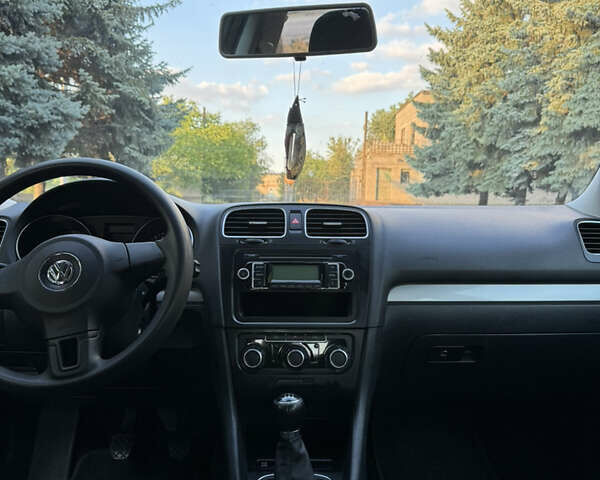 Чорний Фольксваген Гольф, об'ємом двигуна 1.6 л та пробігом 157 тис. км за 7300 $, фото 10 на Automoto.ua