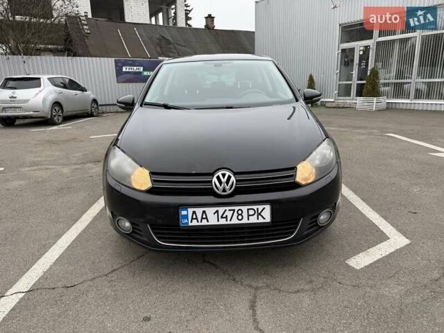 Черный Фольксваген Гольф, объемом двигателя 1.6 л и пробегом 396 тыс. км за 7900 $, фото 7 на Automoto.ua