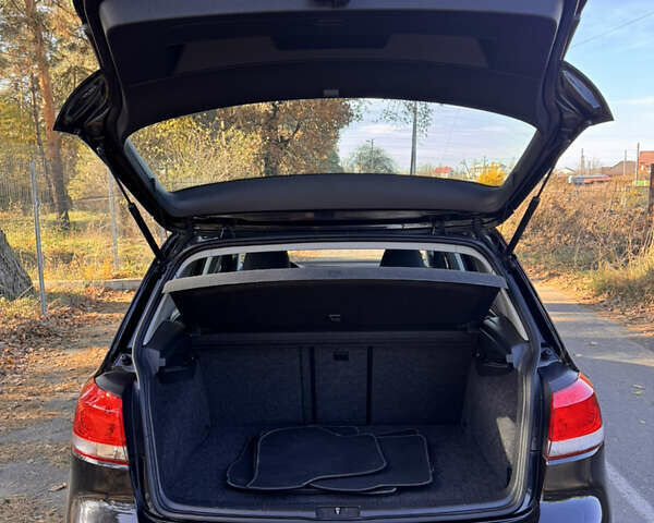 Черный Фольксваген Гольф, объемом двигателя 0 л и пробегом 126 тыс. км за 8600 $, фото 33 на Automoto.ua