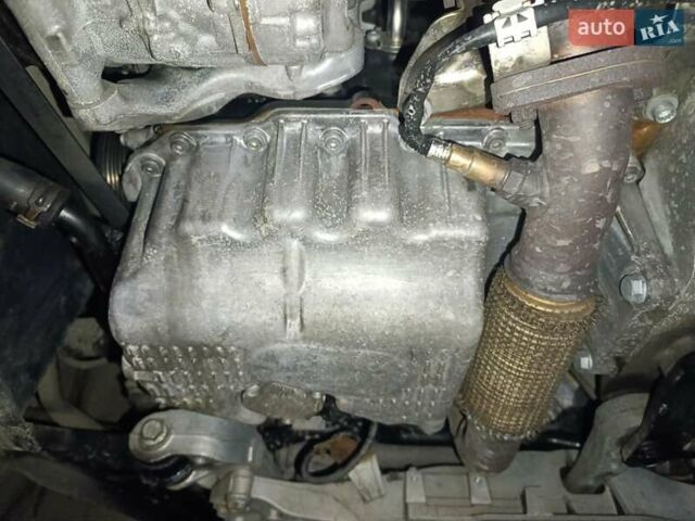 Черный Фольксваген Гольф, объемом двигателя 1.4 л и пробегом 200 тыс. км за 10000 $, фото 47 на Automoto.ua