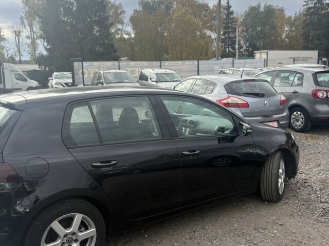 Черный Фольксваген Гольф, объемом двигателя 1.4 л и пробегом 230 тыс. км за 8000 $, фото 7 на Automoto.ua