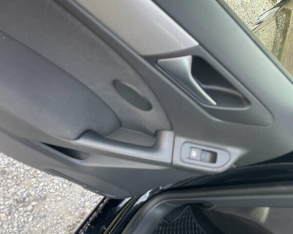 Чорний Фольксваген Гольф, об'ємом двигуна 1.39 л та пробігом 198 тис. км за 7900 $, фото 11 на Automoto.ua