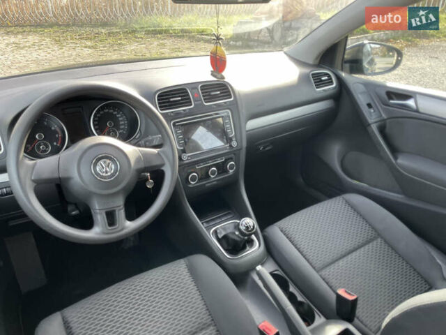 Чорний Фольксваген Гольф, об'ємом двигуна 1.39 л та пробігом 198 тис. км за 7900 $, фото 10 на Automoto.ua