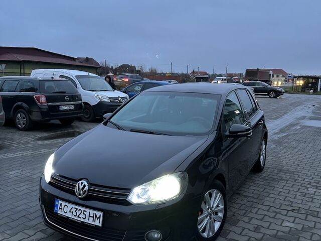 Черный Фольксваген Гольф, объемом двигателя 1.6 л и пробегом 274 тыс. км за 8300 $, фото 1 на Automoto.ua