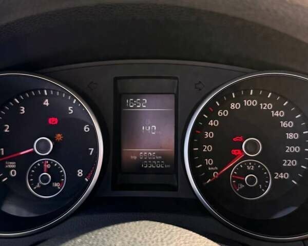 Черный Фольксваген Гольф, объемом двигателя 1.2 л и пробегом 192 тыс. км за 6300 $, фото 7 на Automoto.ua