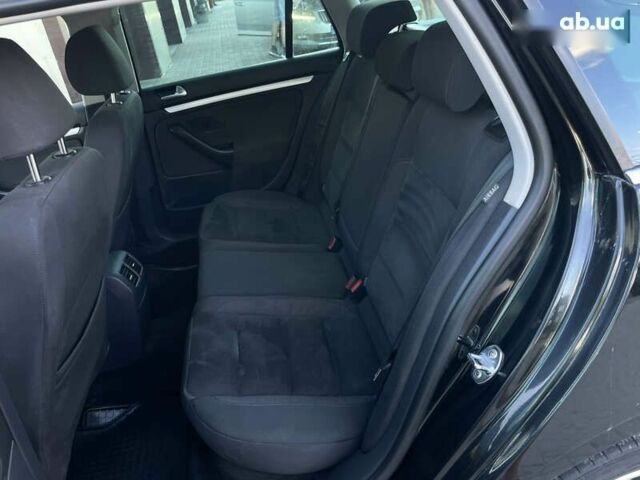 Чорний Фольксваген Гольф, об'ємом двигуна 2 л та пробігом 229 тис. км за 7999 $, фото 26 на Automoto.ua