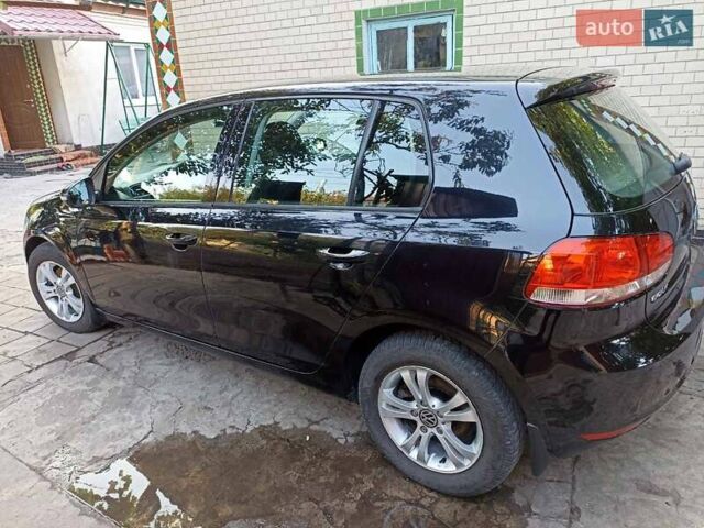 Черный Фольксваген Гольф, объемом двигателя 1.6 л и пробегом 158 тыс. км за 10600 $, фото 2 на Automoto.ua