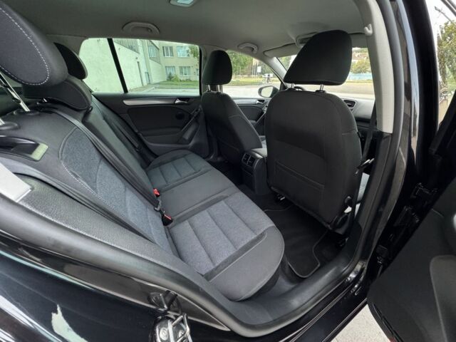 Черный Фольксваген Гольф, объемом двигателя 1.4 л и пробегом 206 тыс. км за 8700 $, фото 15 на Automoto.ua