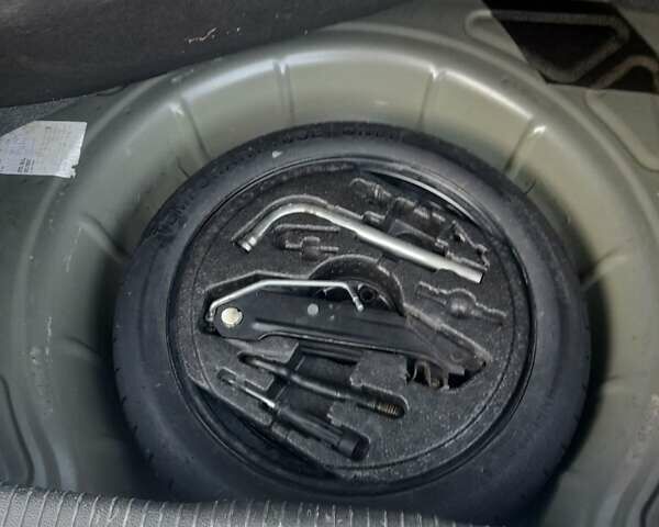 Чорний Фольксваген Гольф, об'ємом двигуна 1.6 л та пробігом 265 тис. км за 5750 $, фото 2 на Automoto.ua