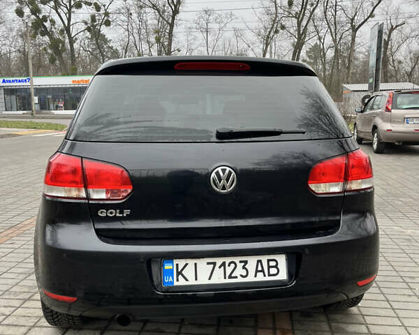 Черный Фольксваген Гольф, объемом двигателя 1.6 л и пробегом 317 тыс. км за 7500 $, фото 4 на Automoto.ua