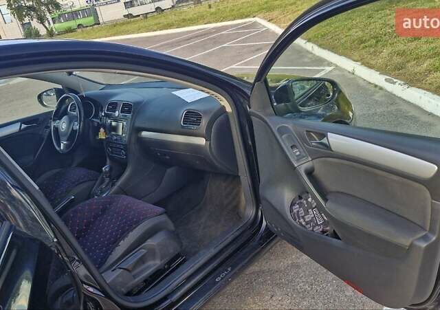 Чорний Фольксваген Гольф, об'ємом двигуна 2 л та пробігом 221 тис. км за 9400 $, фото 7 на Automoto.ua