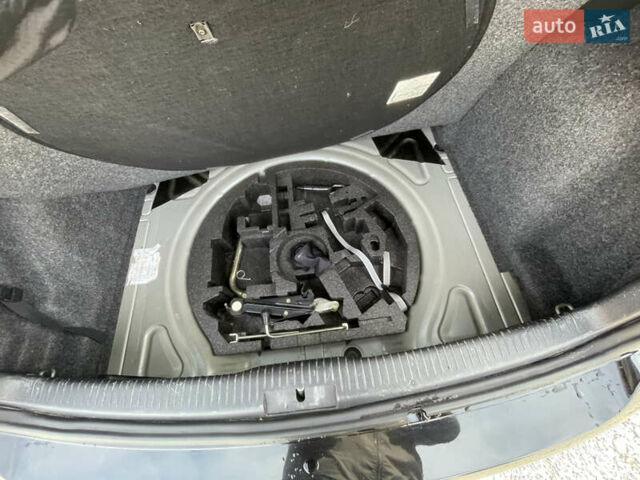 Чорний Фольксваген Гольф, об'ємом двигуна 1.39 л та пробігом 198 тис. км за 7900 $, фото 18 на Automoto.ua