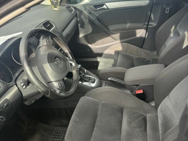 Черный Фольксваген Гольф, объемом двигателя 1.4 л и пробегом 230 тыс. км за 8000 $, фото 15 на Automoto.ua