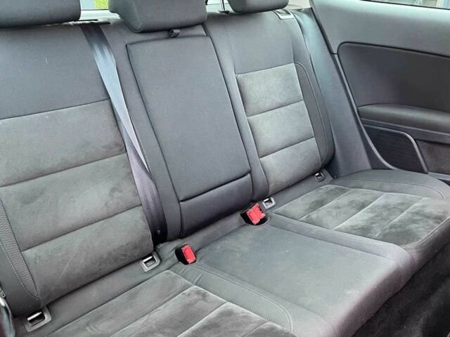 Черный Фольксваген Гольф, объемом двигателя 1.4 л и пробегом 208 тыс. км за 7999 $, фото 22 на Automoto.ua