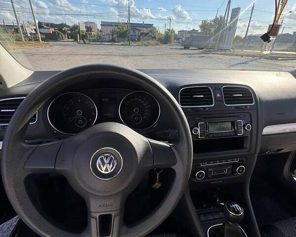 Черный Фольксваген Гольф, объемом двигателя 1.2 л и пробегом 192 тыс. км за 6300 $, фото 3 на Automoto.ua