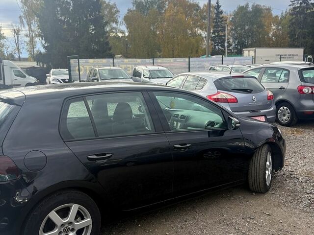 Черный Фольксваген Гольф, объемом двигателя 1.4 л и пробегом 230 тыс. км за 8000 $, фото 3 на Automoto.ua