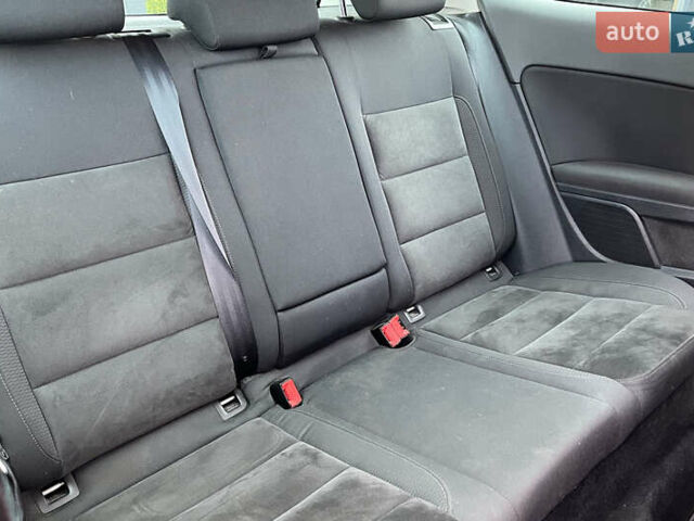 Чорний Фольксваген Гольф, об'ємом двигуна 1.39 л та пробігом 208 тис. км за 7999 $, фото 22 на Automoto.ua