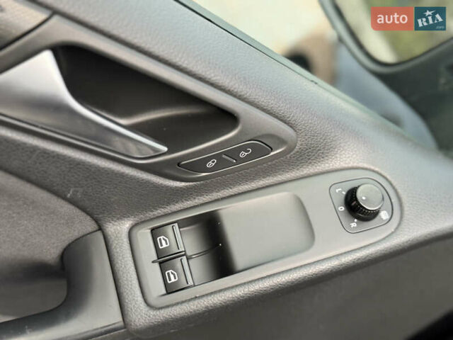 Чорний Фольксваген Гольф, об'ємом двигуна 1.4 л та пробігом 209 тис. км за 7450 $, фото 53 на Automoto.ua