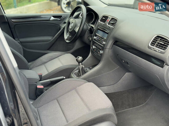 Чорний Фольксваген Гольф, об'ємом двигуна 1.4 л та пробігом 209 тис. км за 7450 $, фото 4 на Automoto.ua