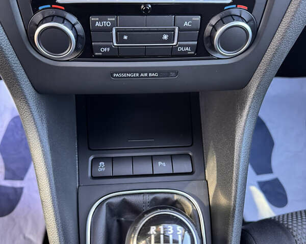 Черный Фольксваген Гольф, объемом двигателя 0 л и пробегом 126 тыс. км за 8600 $, фото 54 на Automoto.ua